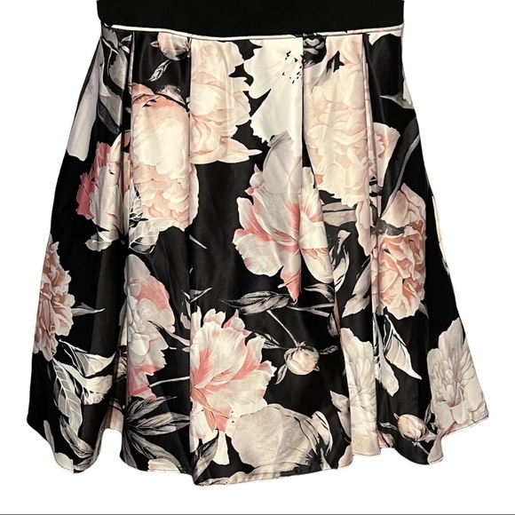 Betsy & Adam Off Shoulder Formal Dress Black Floral Flare Silhouette Pockets - Picture 7 of 14